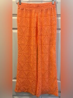 Lagaci Coral Crochet Wide Leg Pants, size Medium.